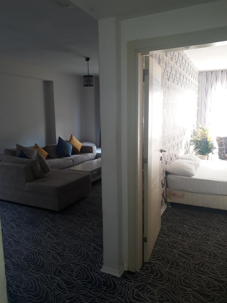 Point Last Buyukcekmece Exteriér fotografie